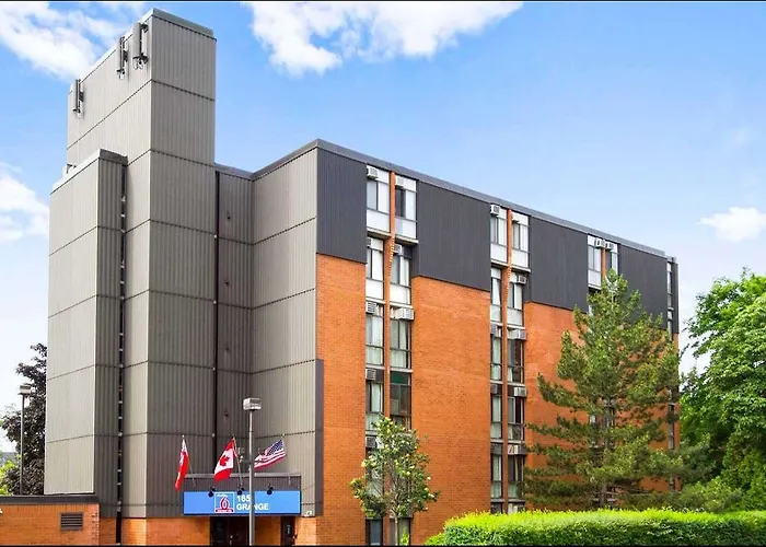 Studio 6 Downtown Toronto